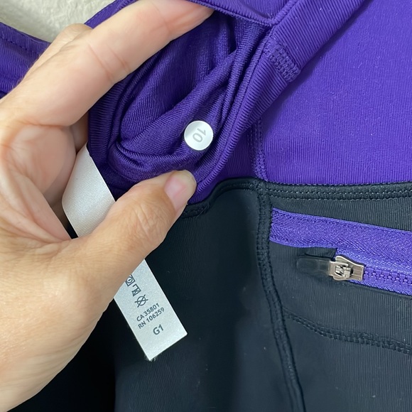 New Lululemon dance yoga black pants w ruching, purple waist band pockets 10 - Picture 8 of 10